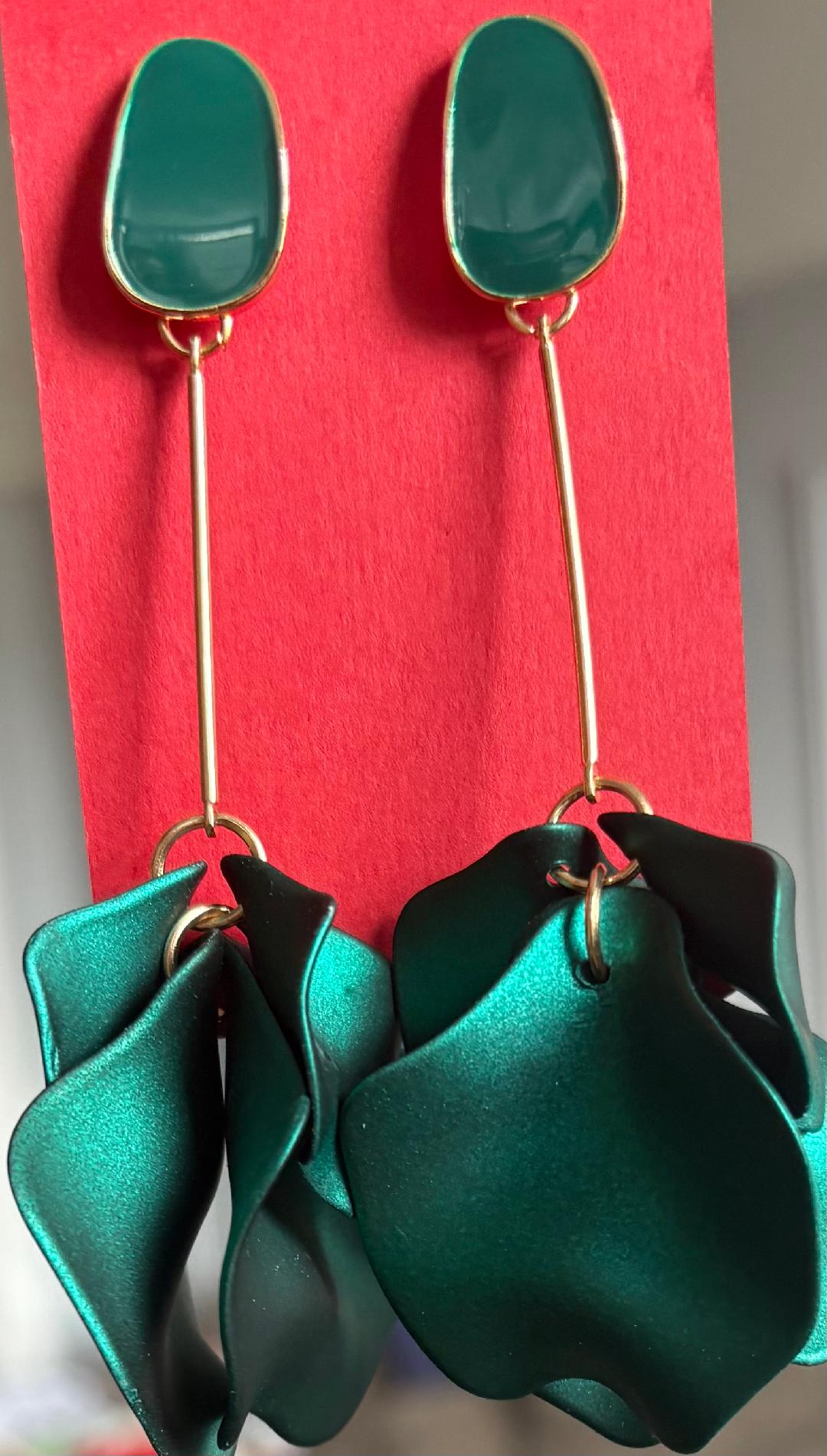 Flower Drop Dangle Earrings-Emerald Green